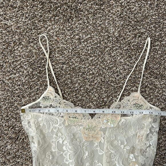 Victoria’s Secret Gold Label Sexy White Wedding Lace Teddy Beads Nightie NWT - Picture 14 of 15